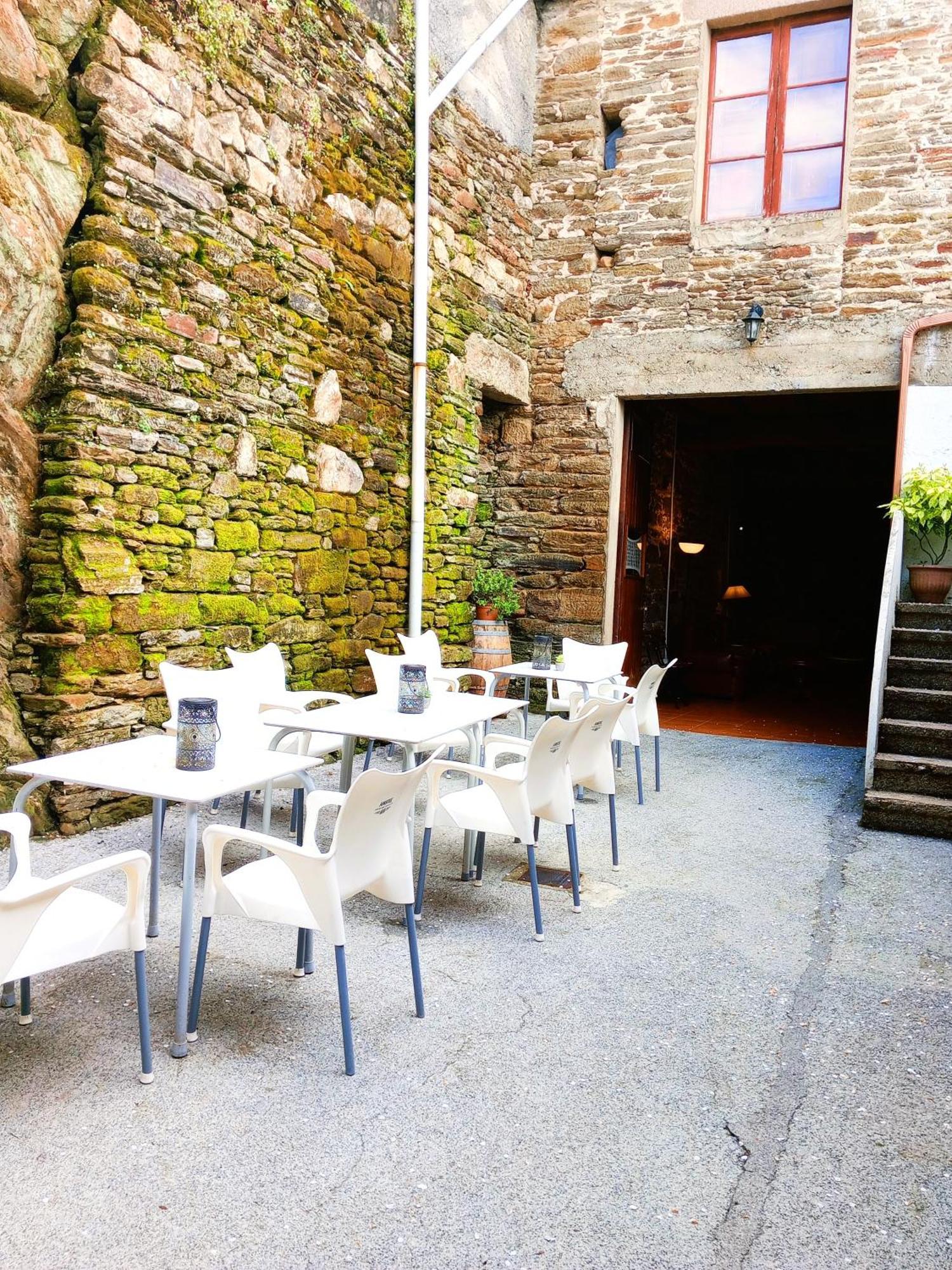 Albergue San Lazaro Sarria Luaran gambar