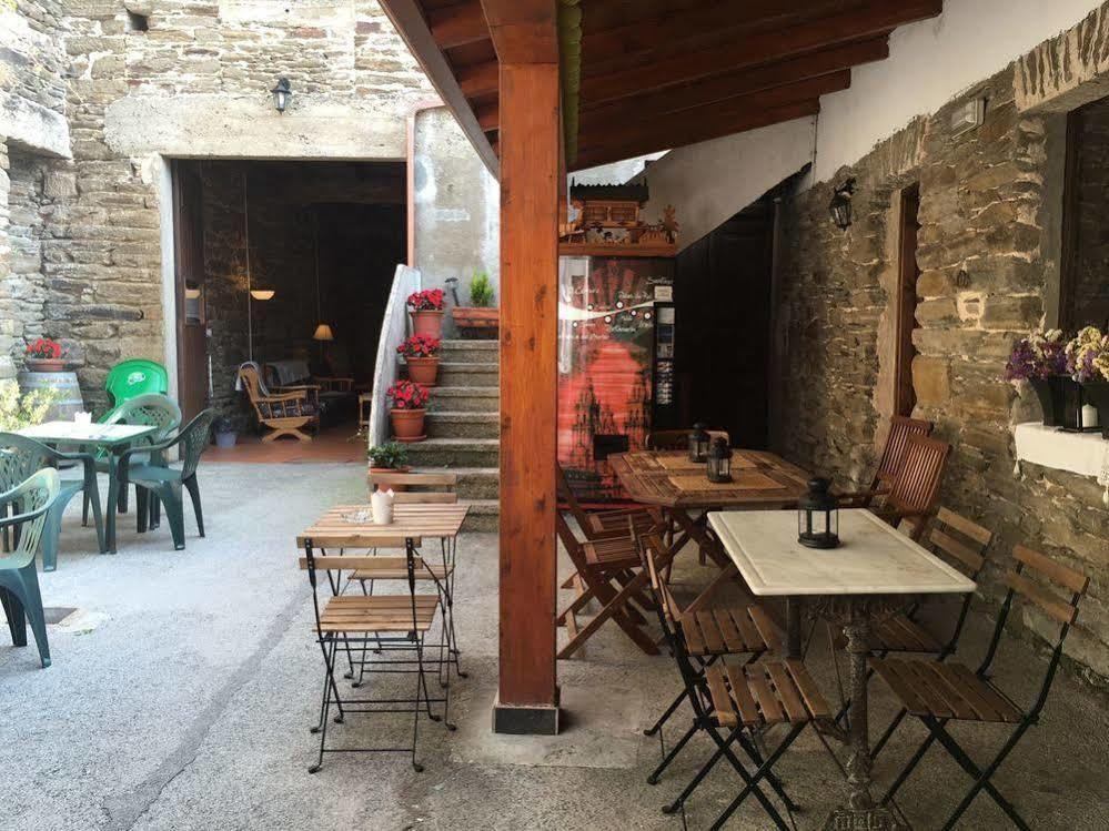 Albergue San Lazaro Sarria Luaran gambar