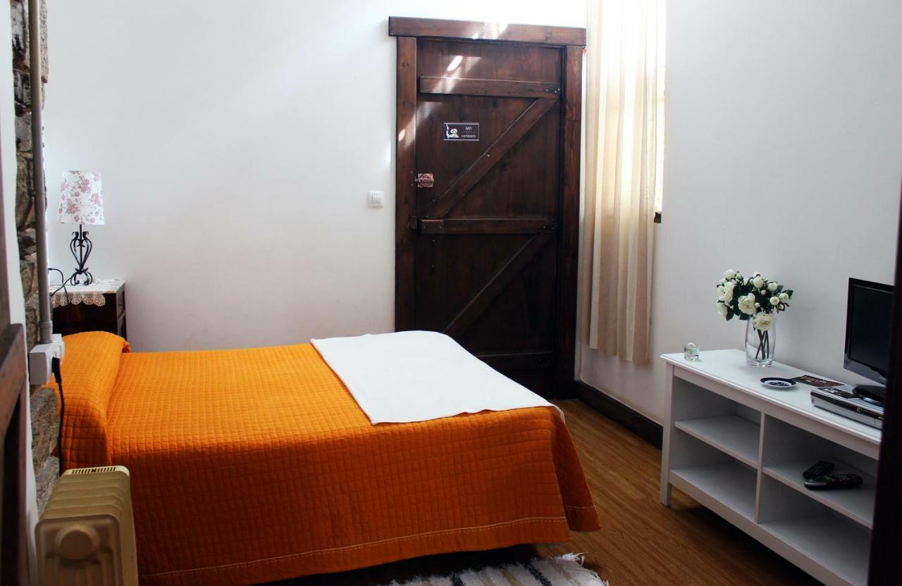 Albergue San Lazaro Sarria Luaran gambar